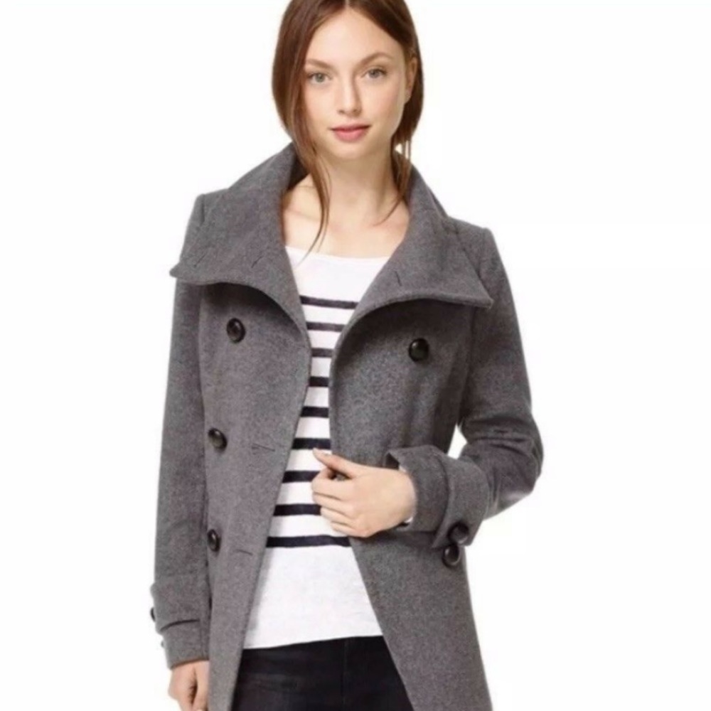 Aritzia Babaton wool cashmere blend coat